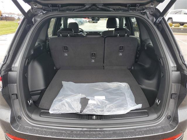 new 2025 Jeep Grand Cherokee car, priced at $42,224