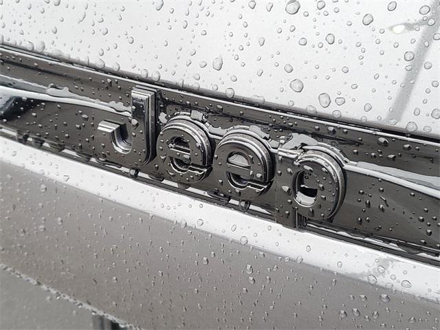 new 2025 Jeep Grand Cherokee car, priced at $42,224