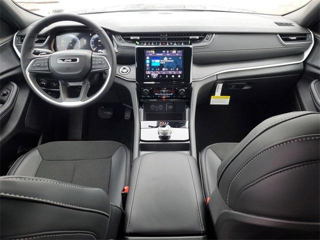 new 2025 Jeep Grand Cherokee car, priced at $42,224