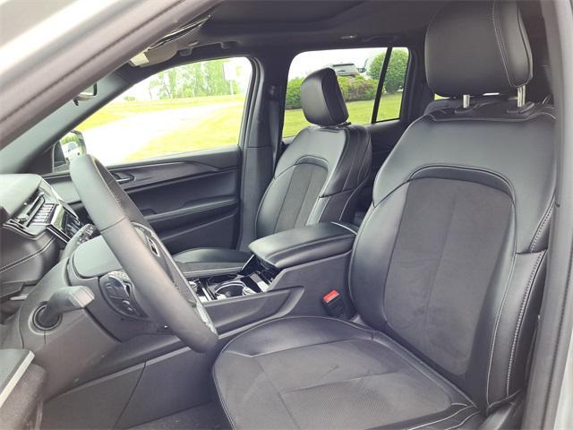 used 2023 Jeep Grand Cherokee car, priced at $35,995