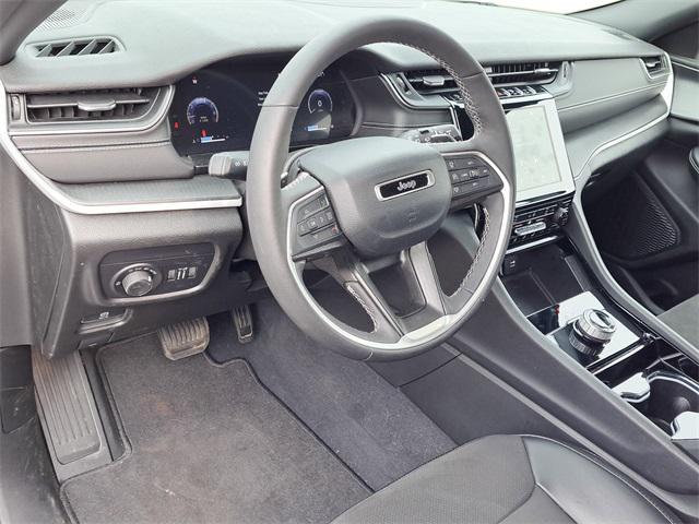 used 2023 Jeep Grand Cherokee car, priced at $35,995