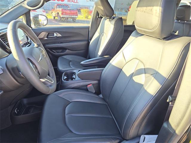 used 2025 Chrysler Pacifica car, priced at $34,888