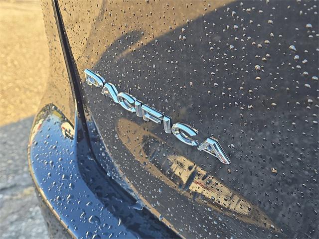 used 2025 Chrysler Pacifica car, priced at $34,888