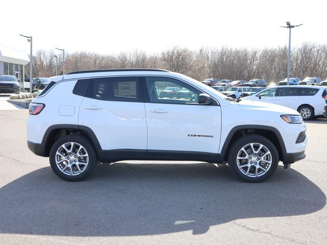 new 2024 Jeep Compass car, priced at $31,182