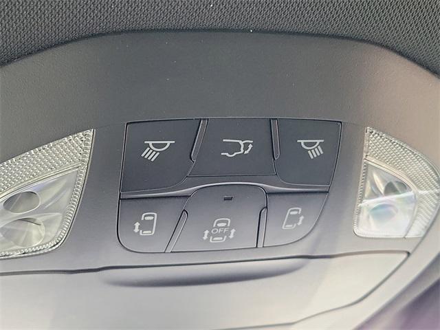 new 2026 Chrysler Pacifica car, priced at $39,245