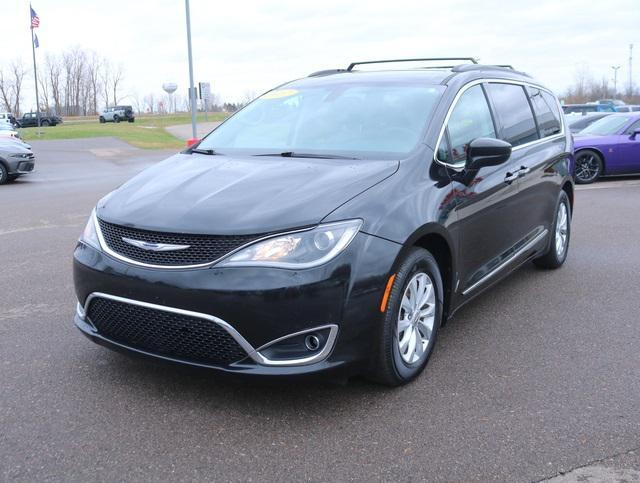 used 2017 Chrysler Pacifica car, priced at $13,577