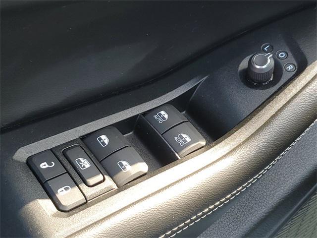 used 2023 Jeep Grand Cherokee car, priced at $31,999