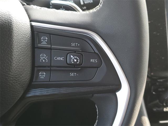used 2023 Jeep Grand Cherokee car, priced at $31,999