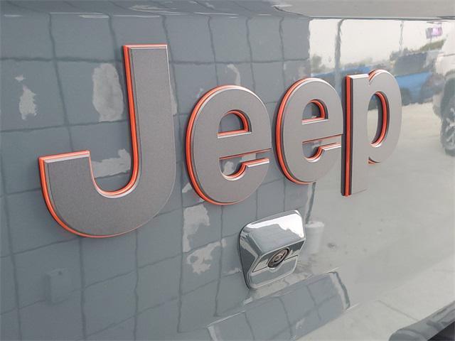 new 2025 Jeep Gladiator car, priced at $54,985