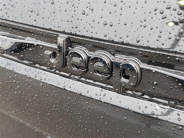 new 2025 Jeep Grand Cherokee car, priced at $47,808