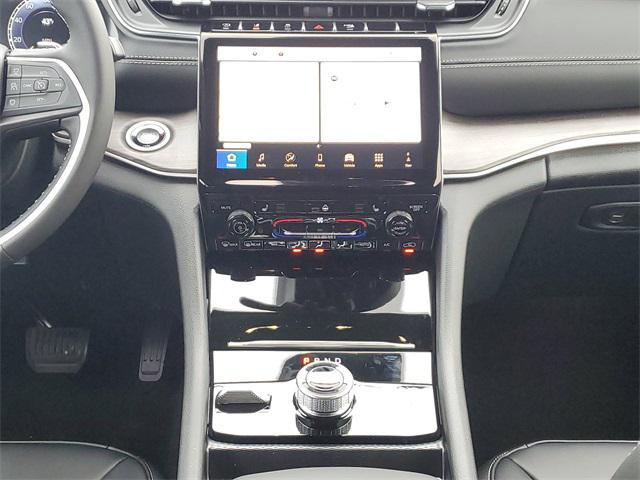 new 2025 Jeep Grand Cherokee car, priced at $47,808