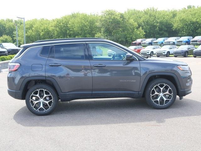 new 2024 Jeep Compass car, priced at $30,011