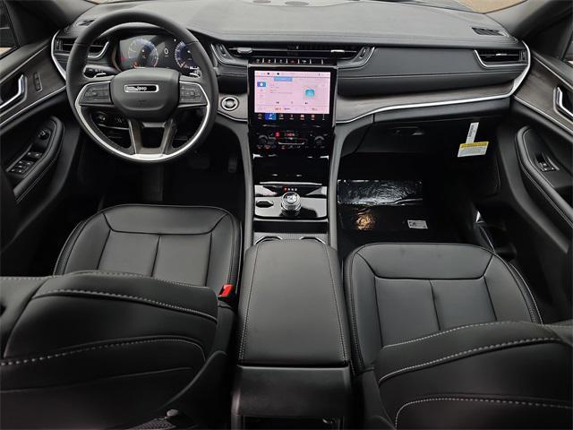 new 2025 Jeep Grand Cherokee car, priced at $48,659