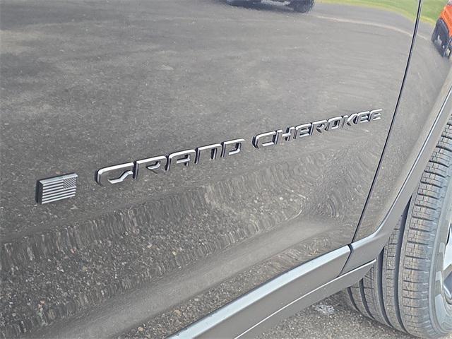 new 2025 Jeep Grand Cherokee car, priced at $48,659