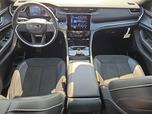 new 2025 Jeep Grand Cherokee car, priced at $42,779
