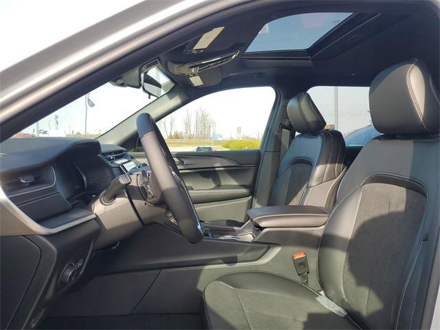 new 2025 Jeep Grand Cherokee L car, priced at $43,836