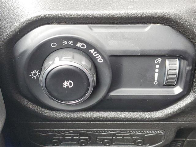 new 2025 Jeep Wrangler car, priced at $47,702