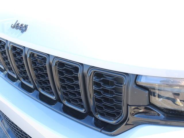 new 2024 Jeep Grand Cherokee car, priced at $44,753