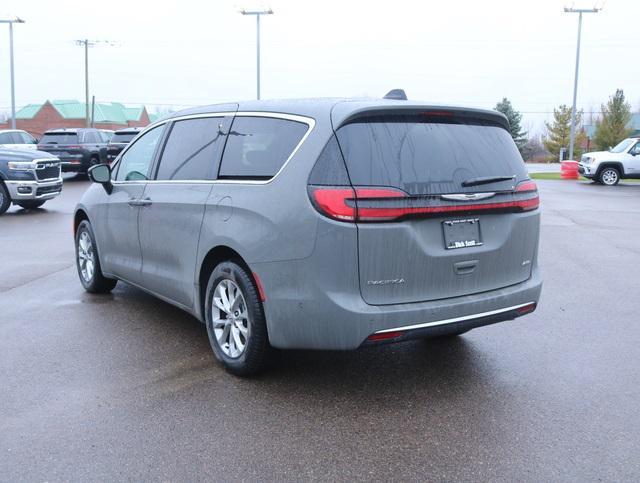 new 2025 Chrysler Pacifica car, priced at $42,602