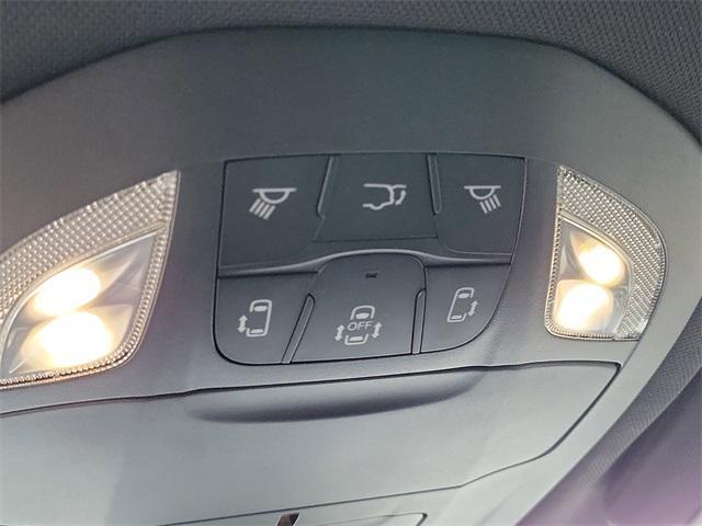 new 2026 Chrysler Pacifica car, priced at $39,915