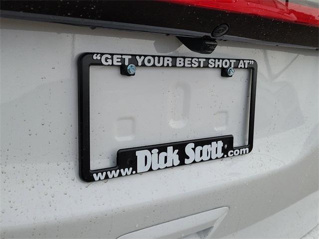 new 2026 Chrysler Pacifica car, priced at $39,915