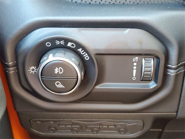 new 2025 Jeep Gladiator car, priced at $57,373