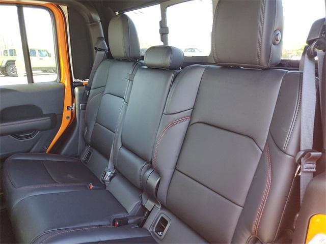 new 2025 Jeep Gladiator car, priced at $57,373