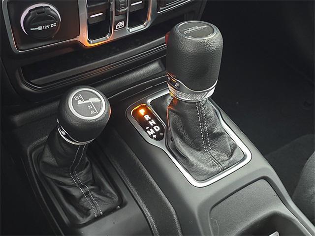 new 2025 Jeep Gladiator car, priced at $47,128