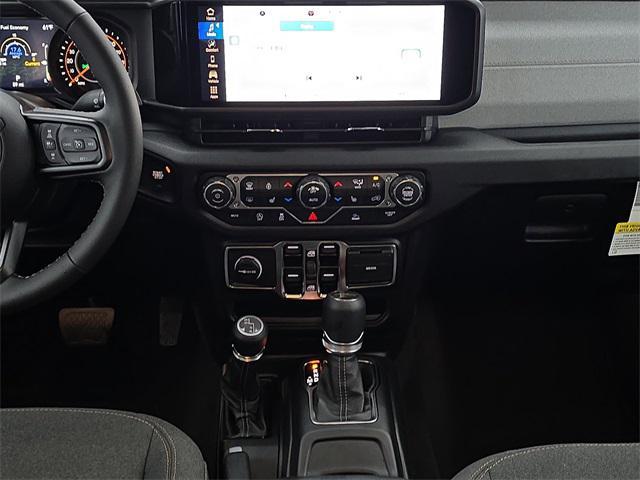 new 2025 Jeep Gladiator car, priced at $47,128