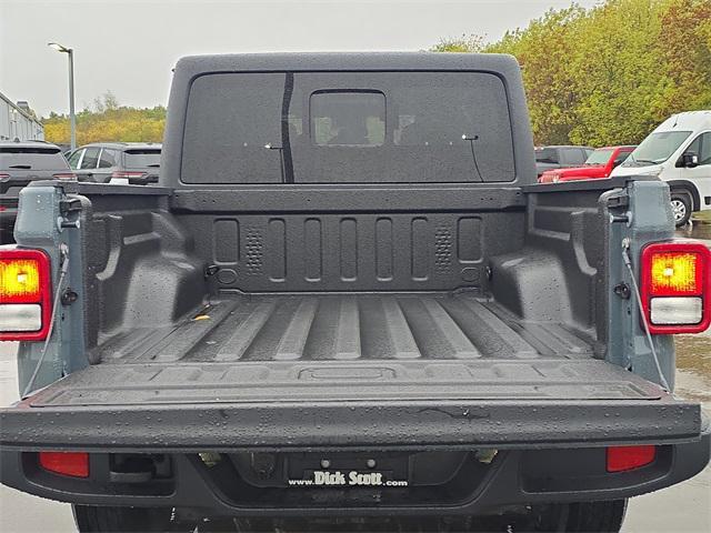 new 2025 Jeep Gladiator car, priced at $47,128