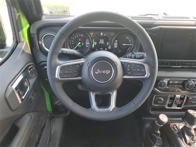 new 2025 Jeep Wrangler 4xe car