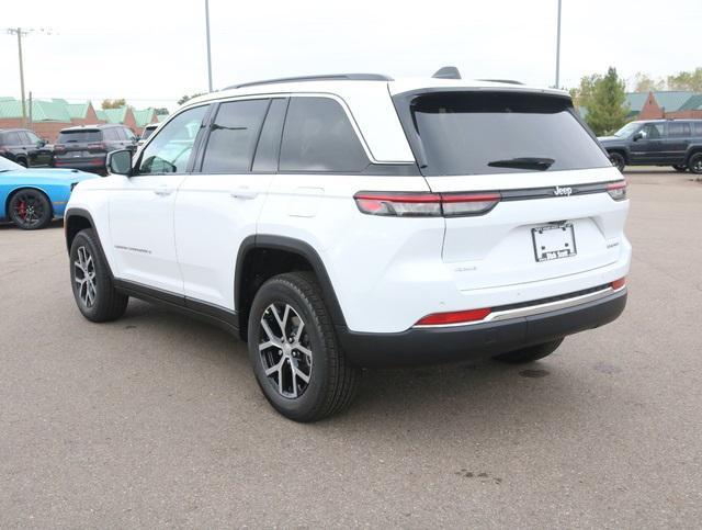 new 2025 Jeep Grand Cherokee car, priced at $44,557