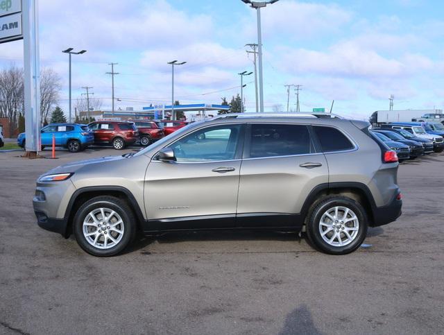 used 2017 Jeep Cherokee car, priced at $18,889