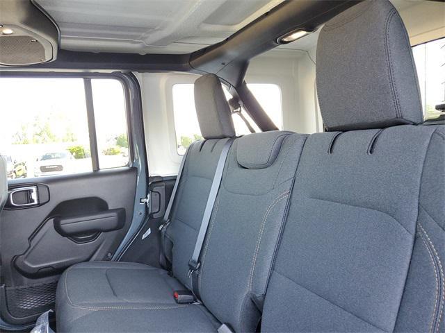 new 2025 Jeep Wrangler car, priced at $50,323