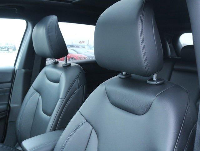 new 2025 Jeep Compass car, priced at $32,202