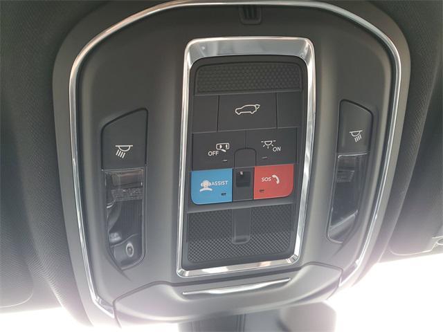 new 2025 Jeep Grand Cherokee car, priced at $40,485
