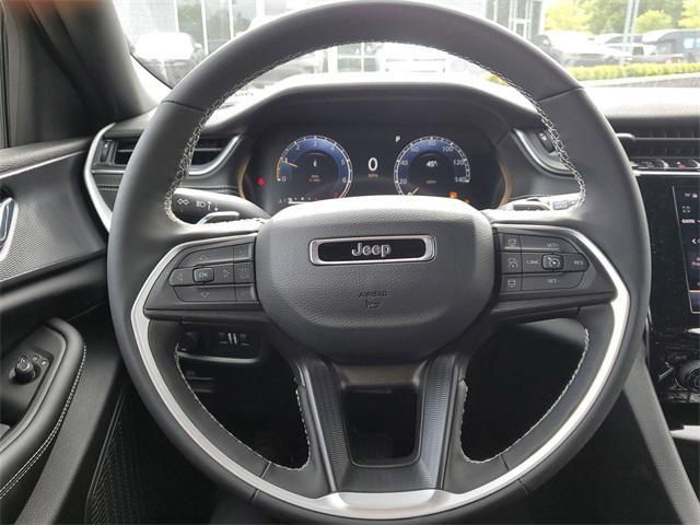 new 2025 Jeep Grand Cherokee car, priced at $40,485