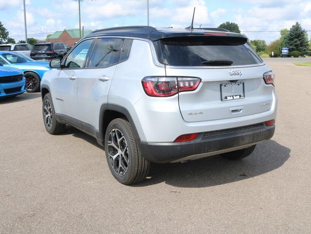 new 2024 Jeep Compass car, priced at $30,011