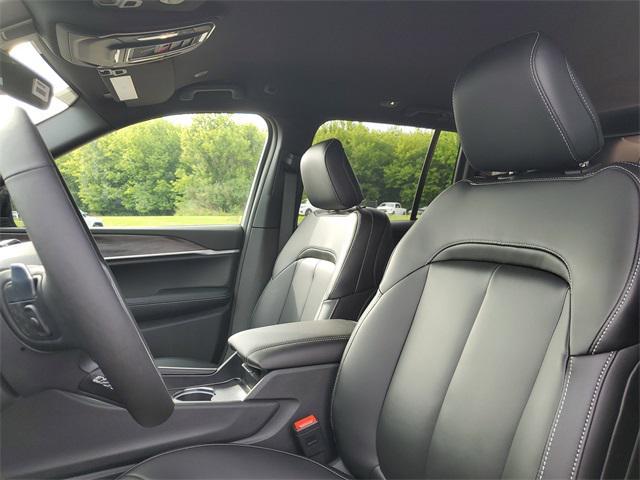 new 2025 Jeep Grand Cherokee car, priced at $43,206