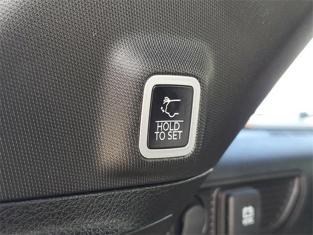 used 2024 Jeep Grand Cherokee car, priced at $38,972