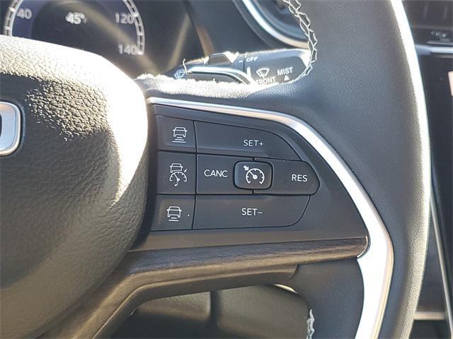 used 2024 Jeep Grand Cherokee car, priced at $38,972