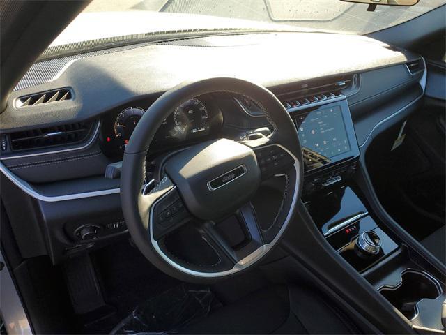 new 2025 Jeep Grand Cherokee car, priced at $39,186