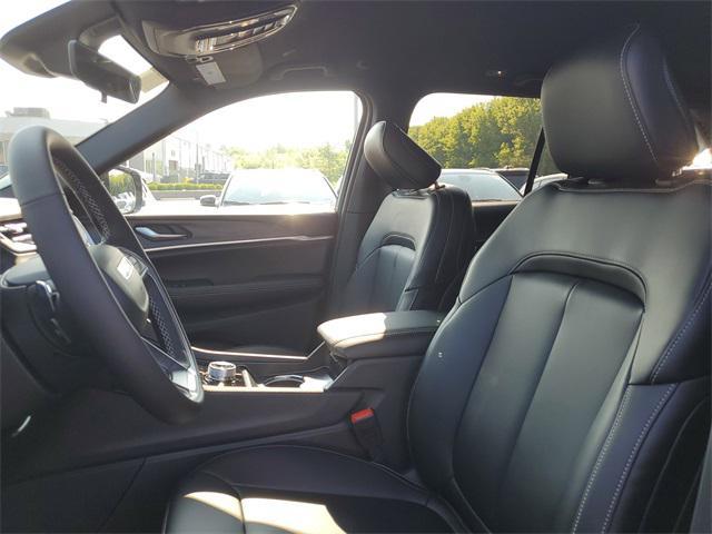 new 2025 Jeep Grand Cherokee car, priced at $46,536