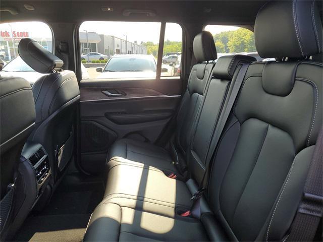 new 2025 Jeep Grand Cherokee car, priced at $46,536