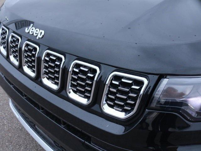 new 2025 Jeep Compass car, priced at $30,105