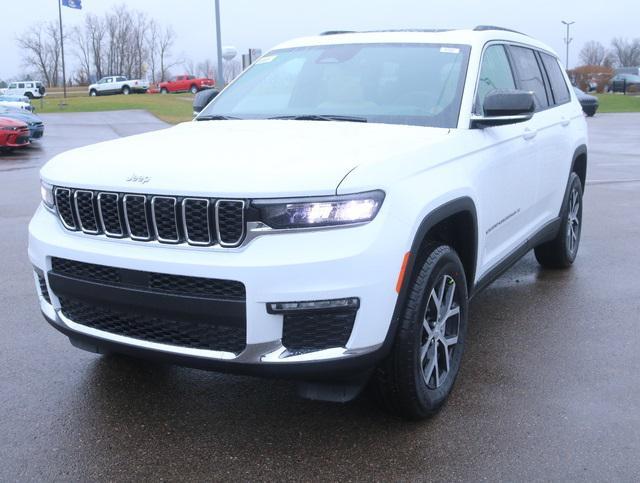 new 2025 Jeep Grand Cherokee L car, priced at $45,504