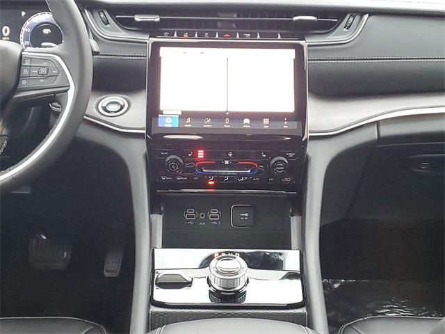 new 2025 Jeep Grand Cherokee L car, priced at $48,142