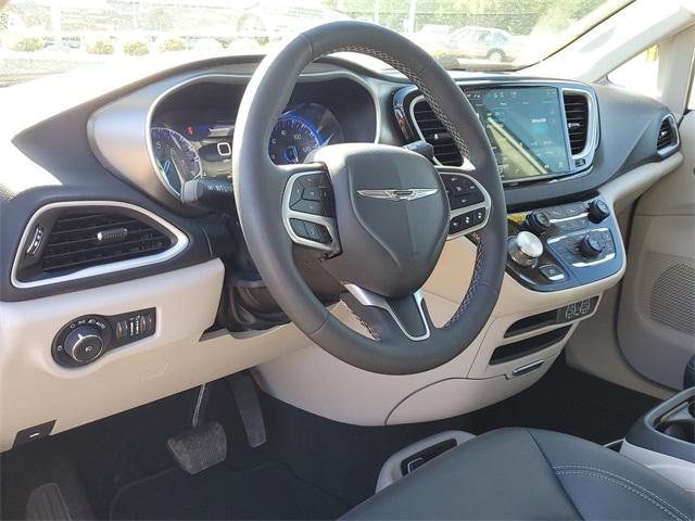 used 2024 Chrysler Pacifica car, priced at $31,991