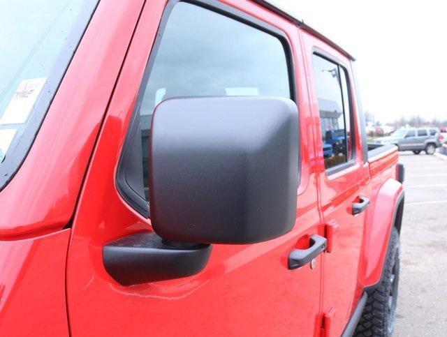 new 2025 Jeep Gladiator car, priced at $49,202