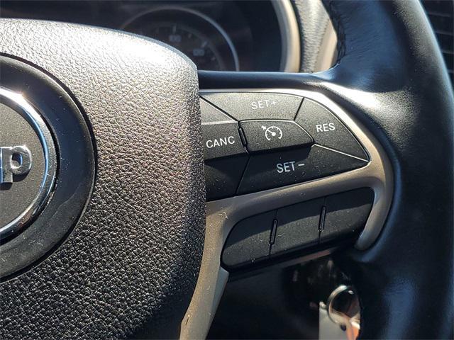used 2016 Jeep Cherokee car, priced at $9,777